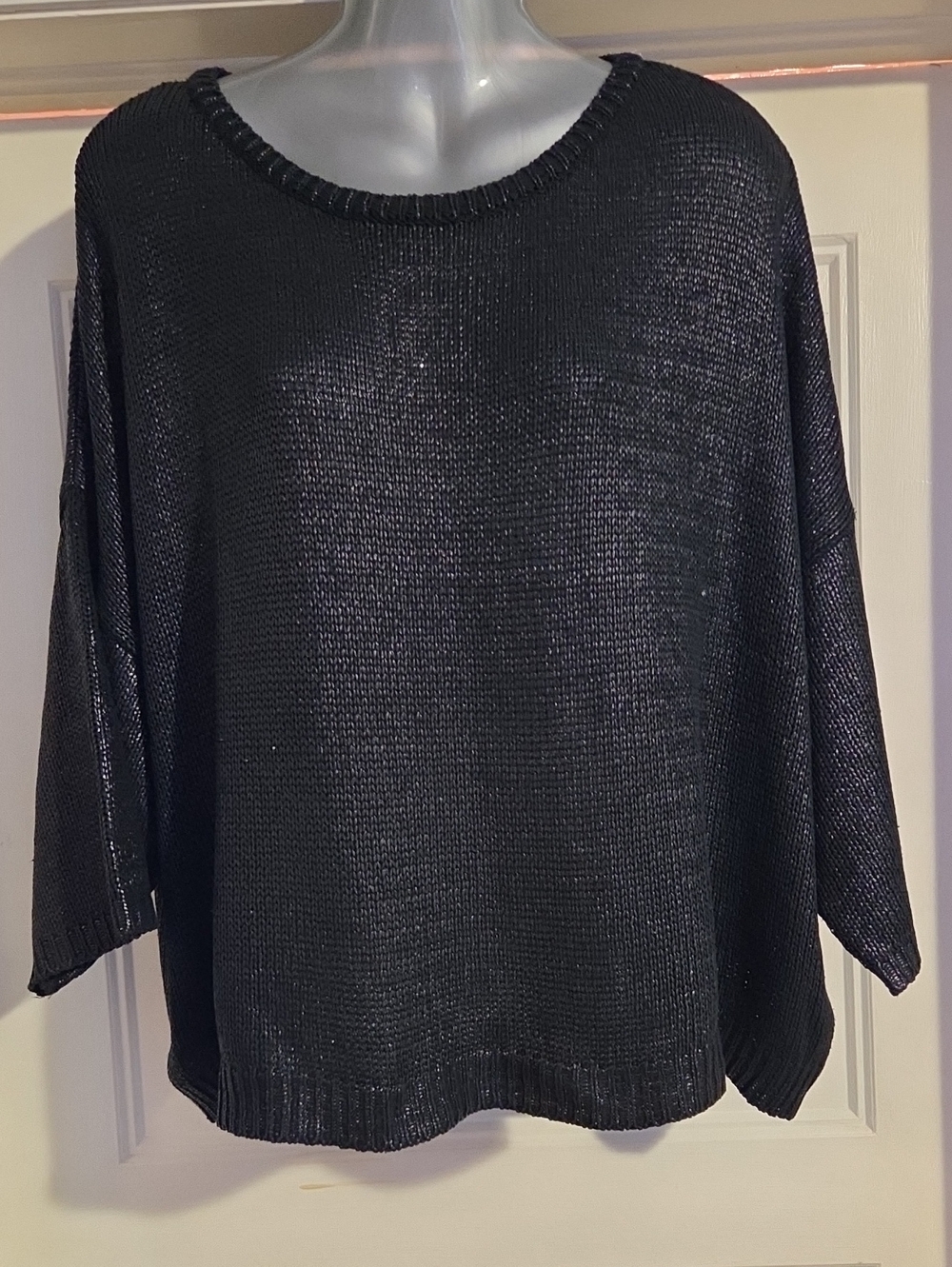 Black Women's Lightweight Knit Sweater Top